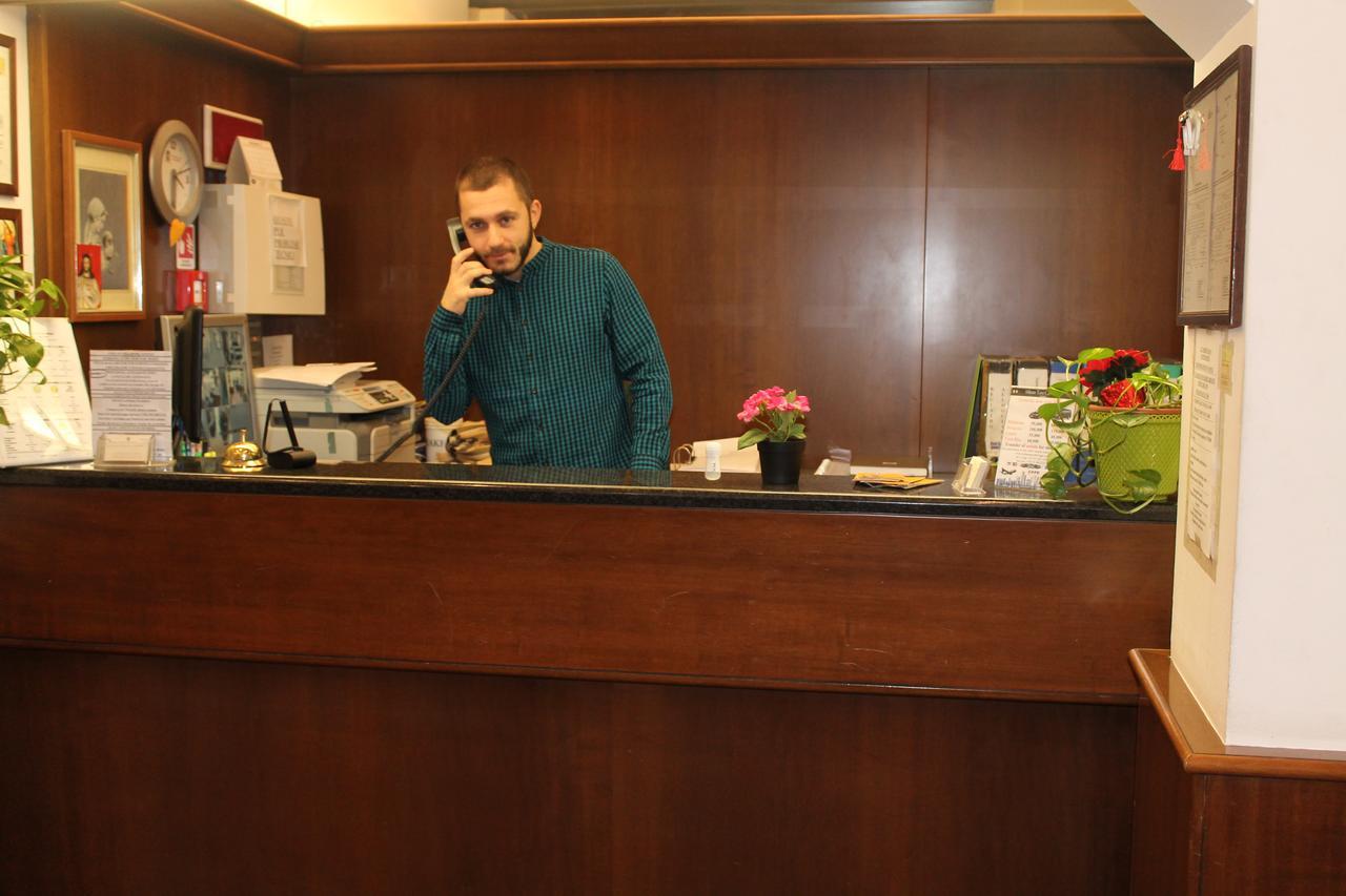 Hotel Catalani E Madrid Μιλάνο Εξωτερικό φωτογραφία