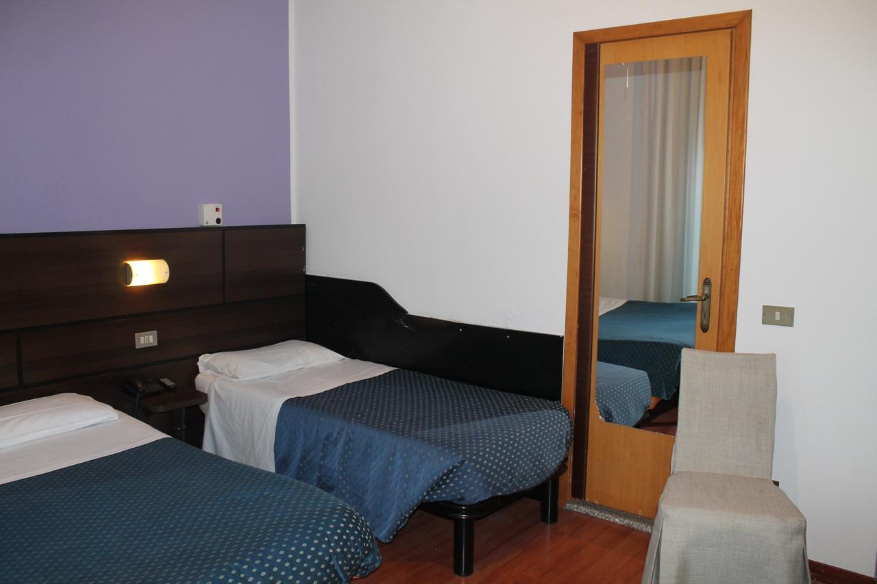 Hotel Catalani E Madrid Μιλάνο Εξωτερικό φωτογραφία