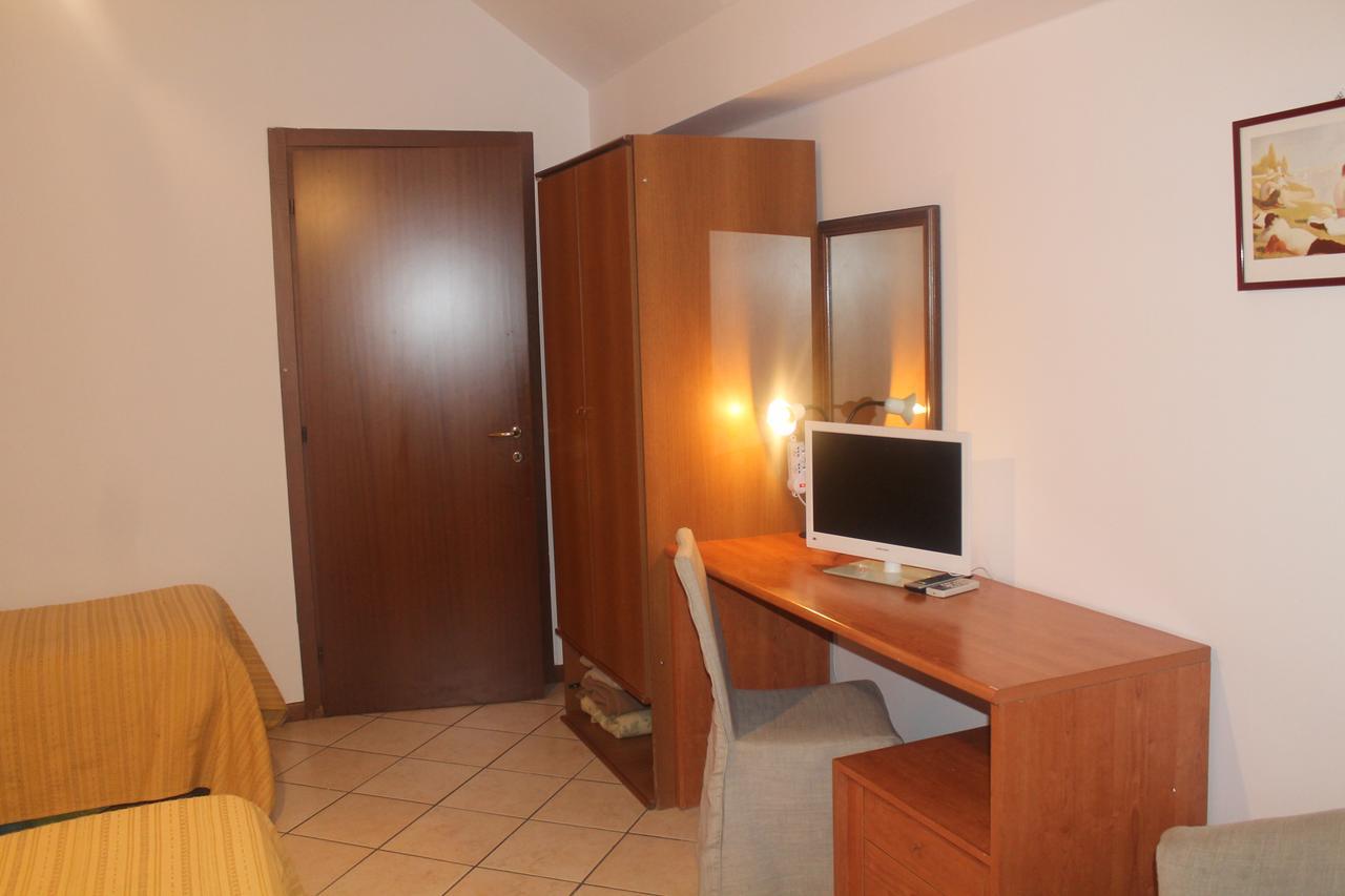 Hotel Catalani E Madrid Μιλάνο Εξωτερικό φωτογραφία