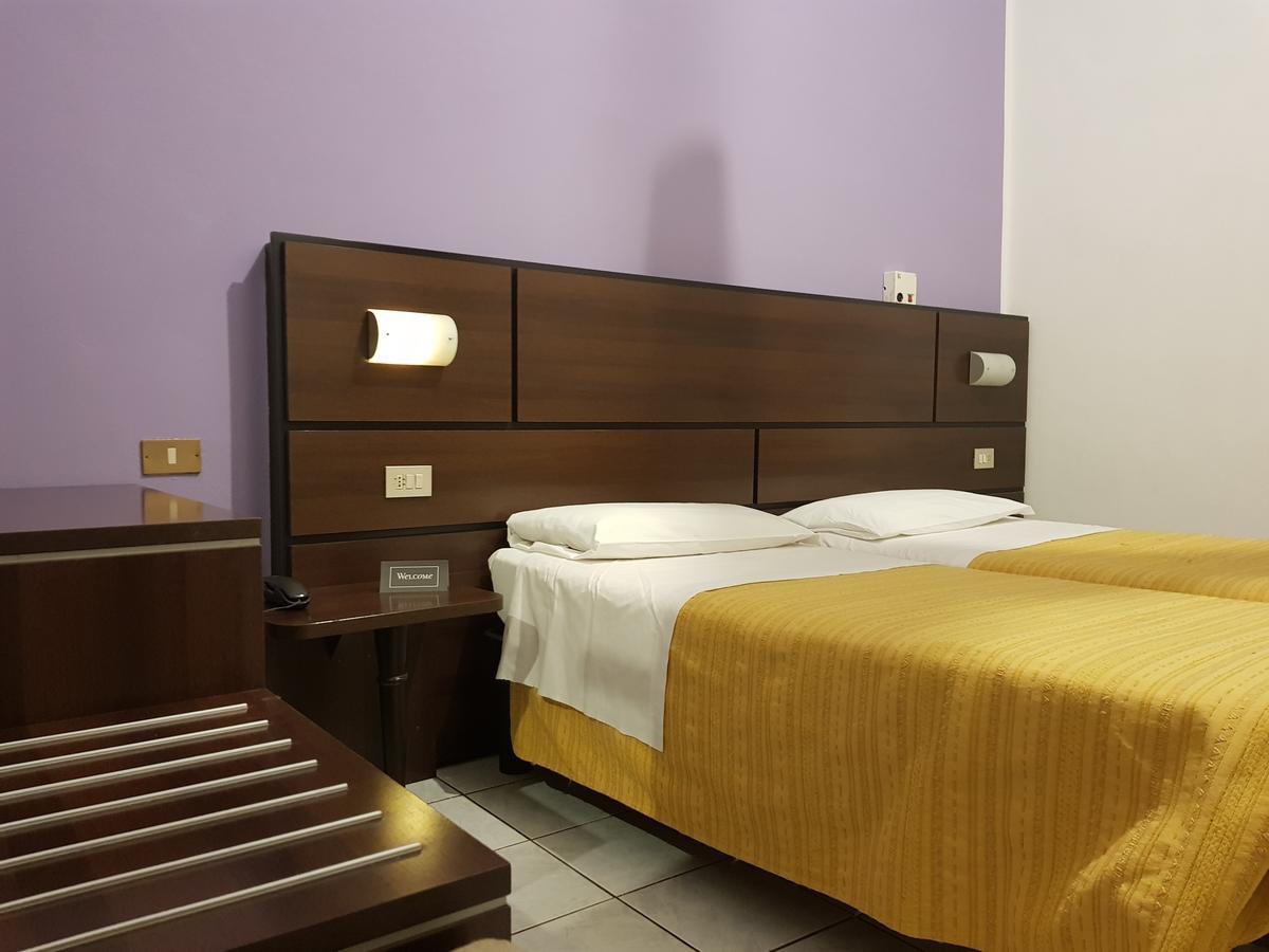 Hotel Catalani E Madrid Μιλάνο Εξωτερικό φωτογραφία