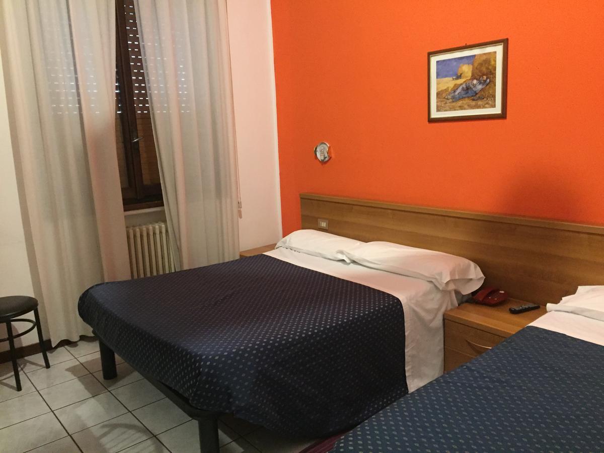Hotel Catalani E Madrid Μιλάνο Εξωτερικό φωτογραφία